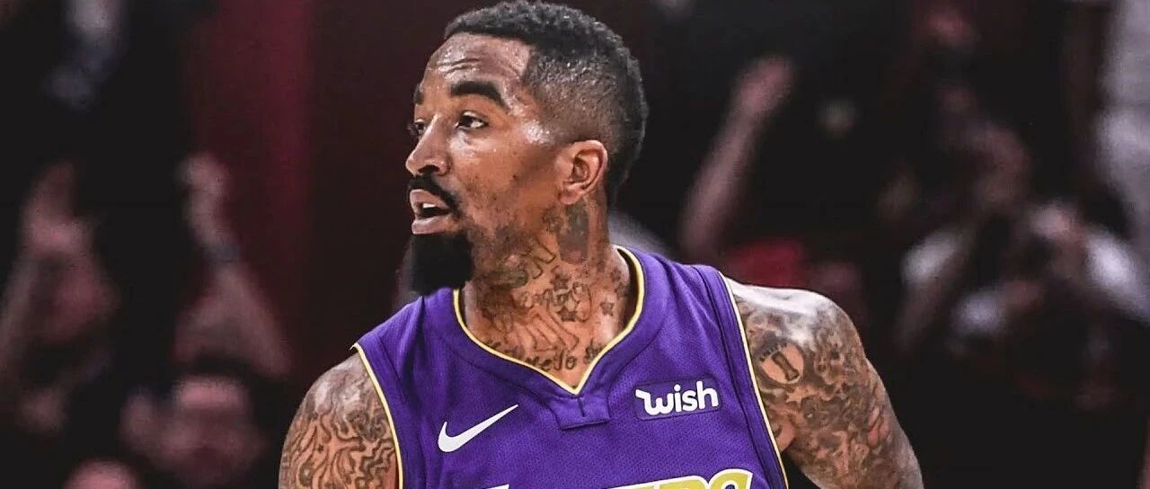 没人要了！这十个球员，常规赛都快开始了，还是无球可打！