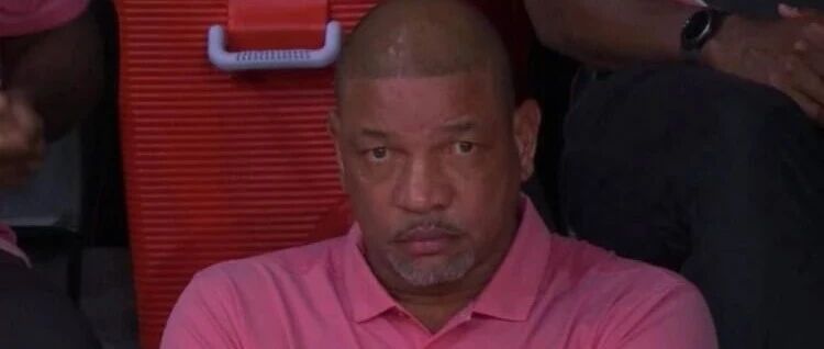 翻船！掘金打疯了！连续两轮1-3逆转，里弗斯一纪录太尴尬了！