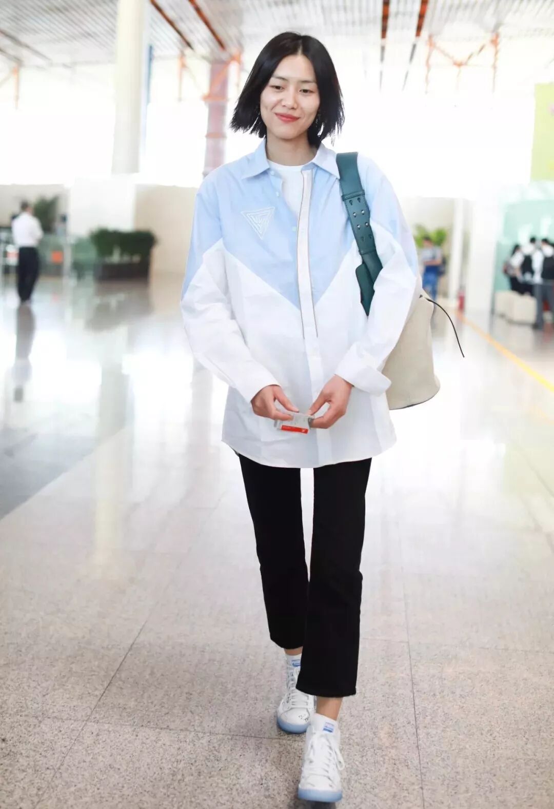 秋天怎么搭配衣服 最流行的衬衫当外套穿法示范 私人挑款师 微信公众号文章阅读 Wemp