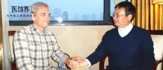 “德国名中医”：不懂中文，却用经方+针灸让患者登门求治