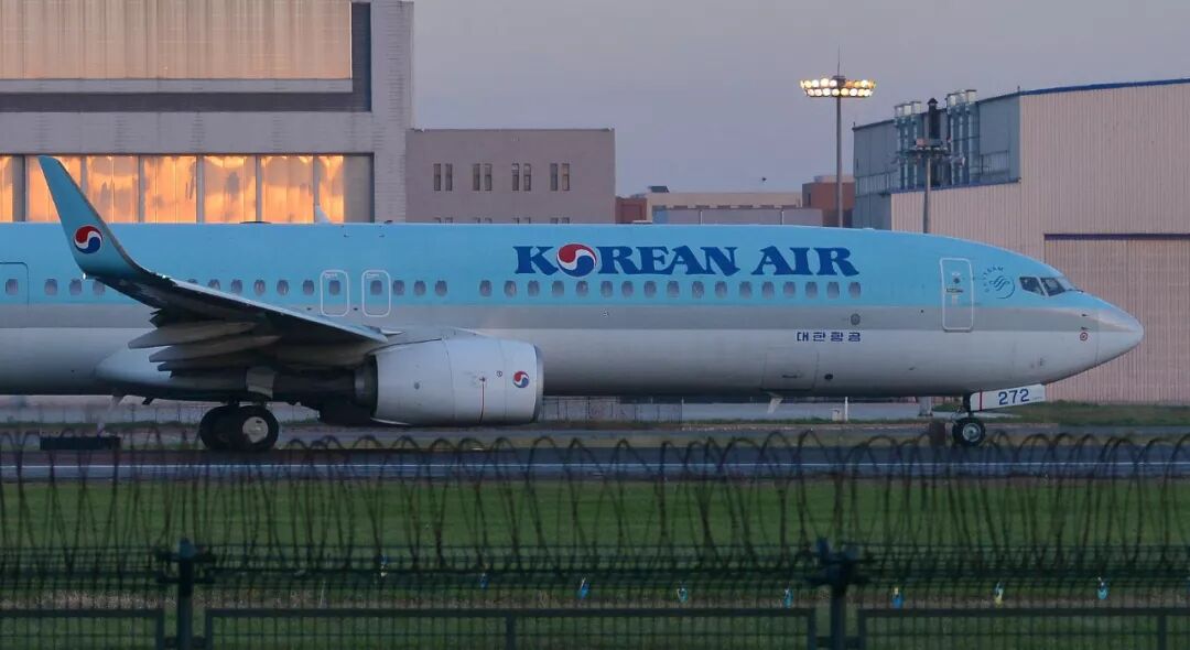 



曾虐待员工、泼水轰人，昔日韩国首富家族再曝丑闻，涉嫌用自家飞机走私
