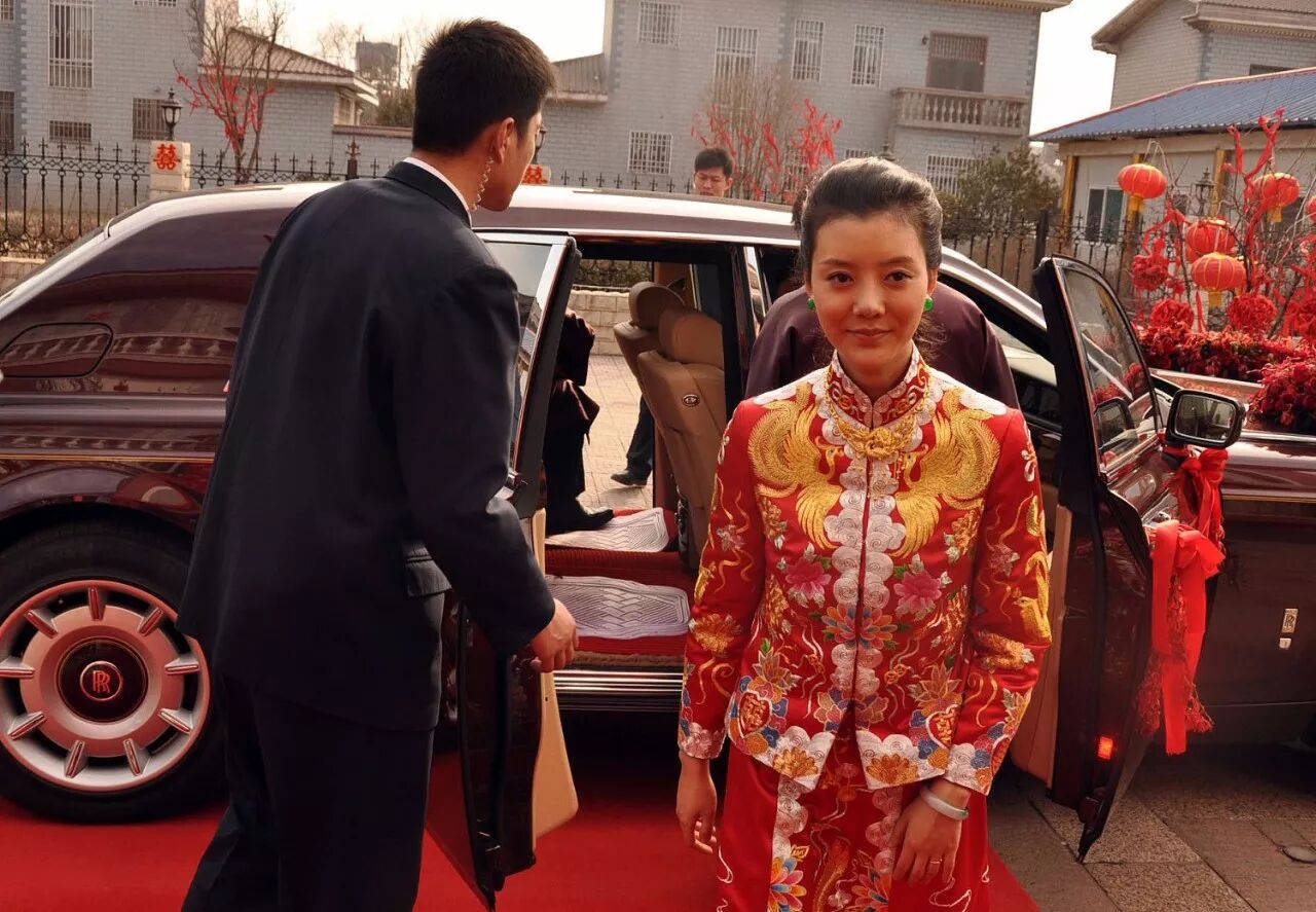 败光120亿身家！迎娶女星的山西前首富成老赖