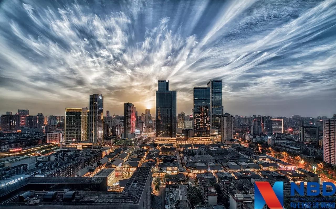 中国又一城市GDP超万亿 万亿GDP俱乐部达14个