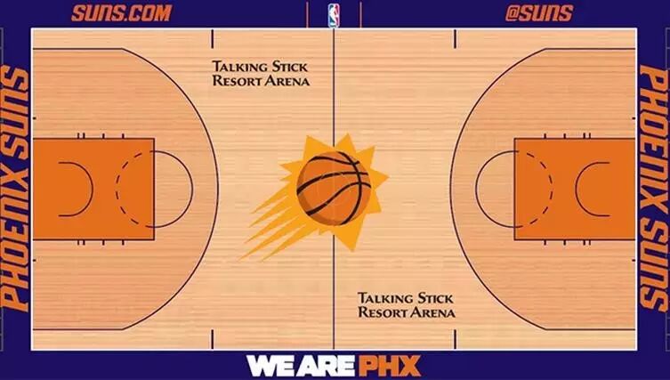 地板的材质,重新设计的三分线,罚球线和边线,以及中场的"太阳&篮球"