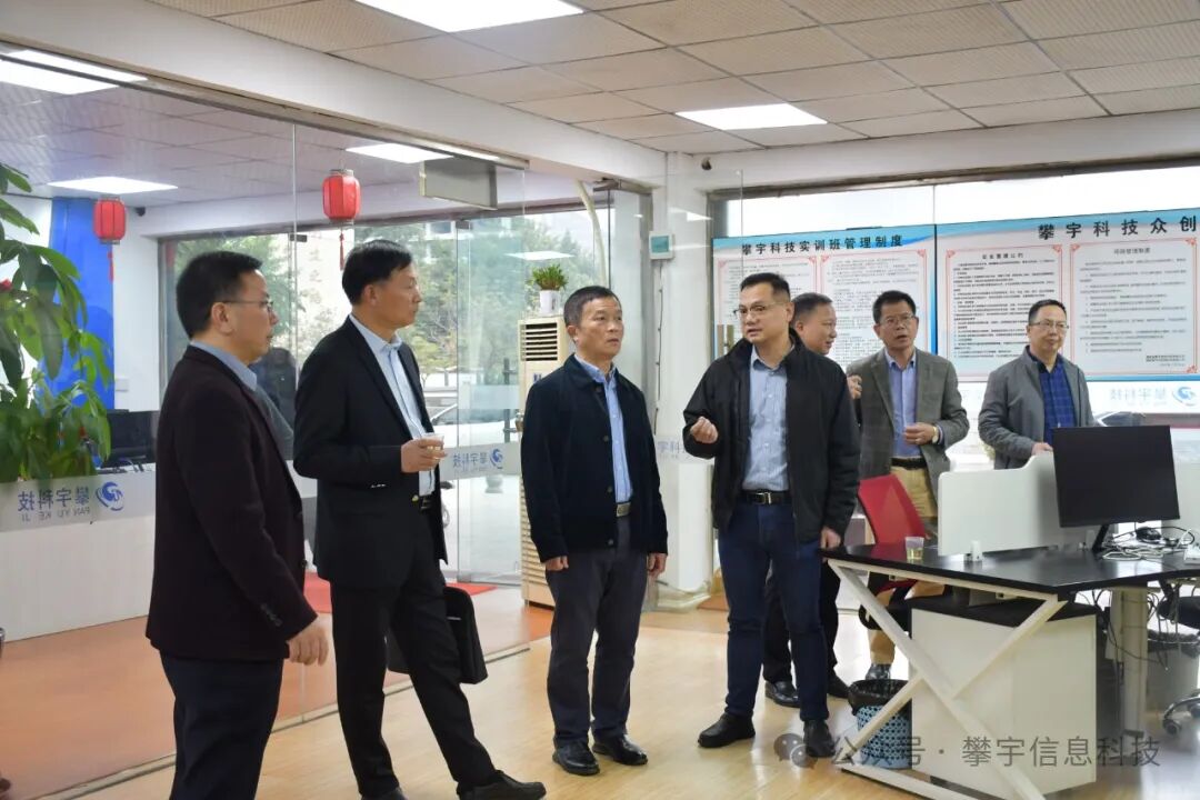 攀宇&宇拓｜省、市职业教育专家组莅临我司参观指导(图25)