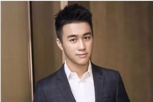 赌王千金何超欣将读清华，一出生身家700亿，她是全香港男人都想得到的女人（组图） - 8