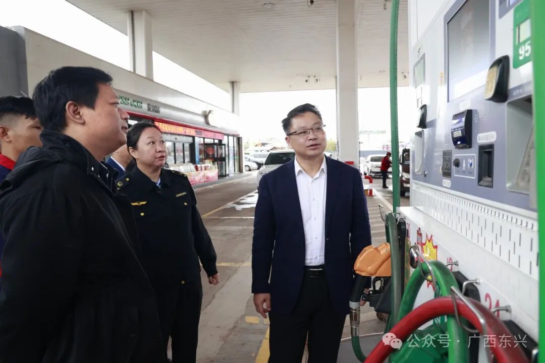 食品安全和消防安全督导检查 - 政务要闻 - 东兴市人民政府