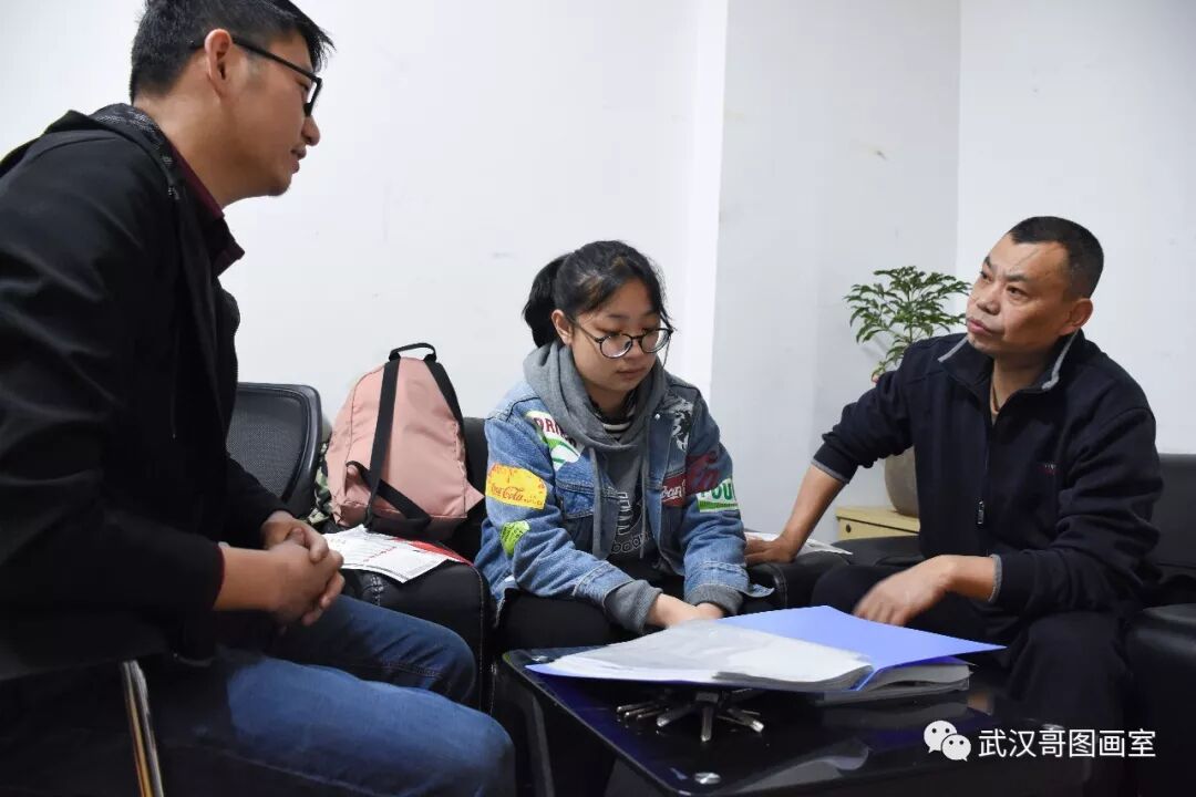 2019届哥图画室?？颊猩蛘?——画室排名