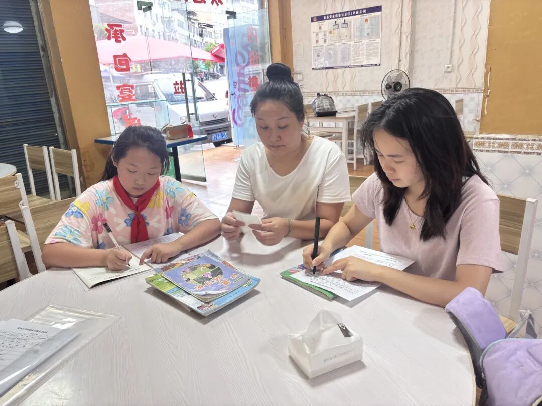 梁永小学1.jpg