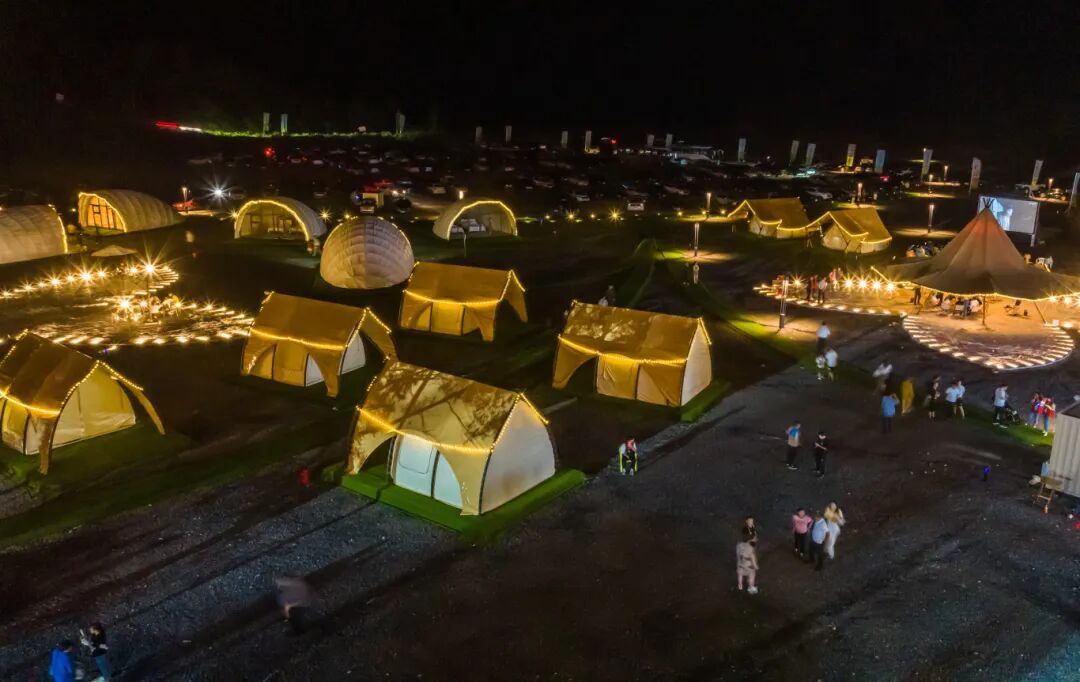 芝兰谷露营夜景.jpg