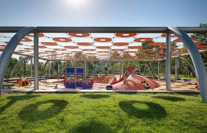 Tobog&aacute;n de acero inoxidable + caballito + columpio.