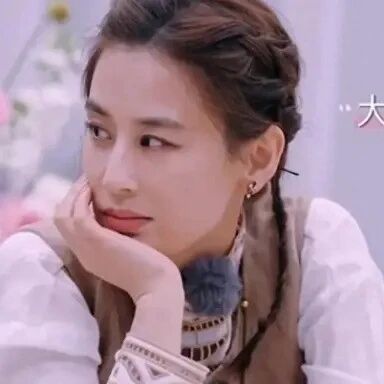 黄圣依贾乃亮旧情复燃?网友曝白月光式明星复合,细节相关对上了