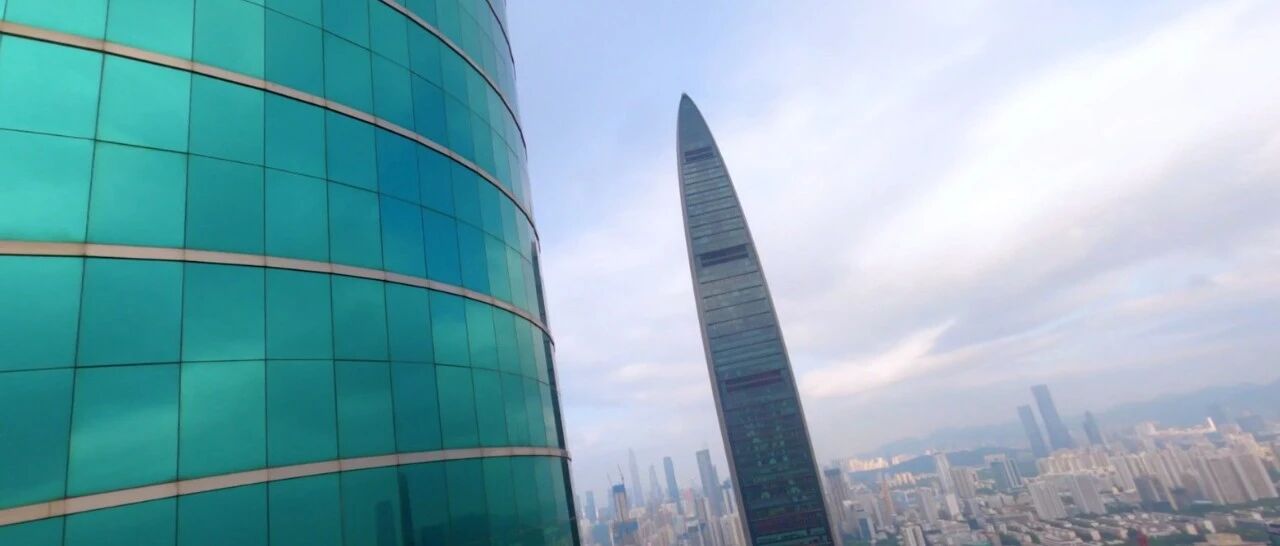 来！穿越机带你看深圳地标之变！