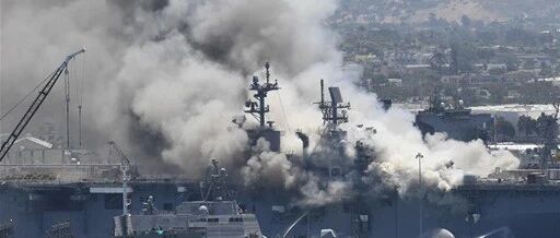 疫情暴、军舰烧、飞机掉……这个夏天，美军真闹心！