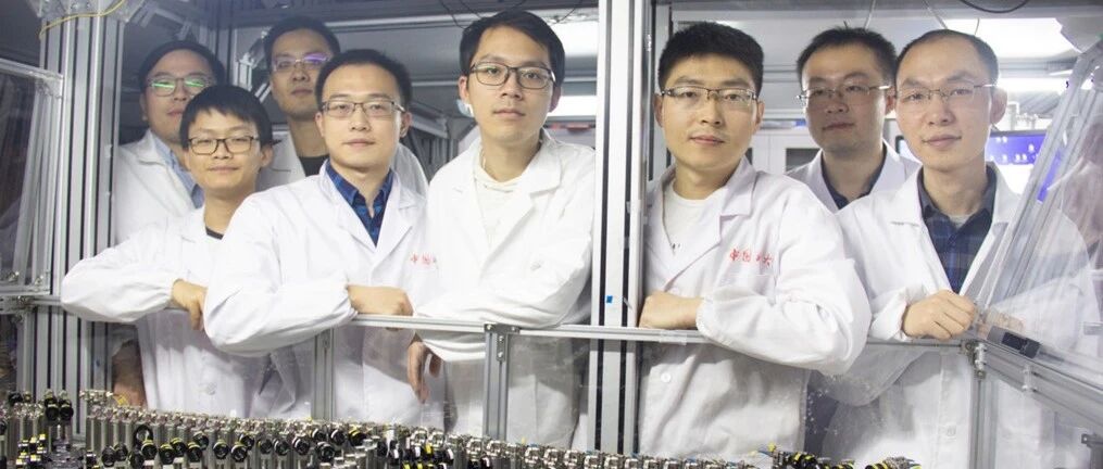 5名学生凌晨救了实验室被重奖！网友扒出了一个秘密……
