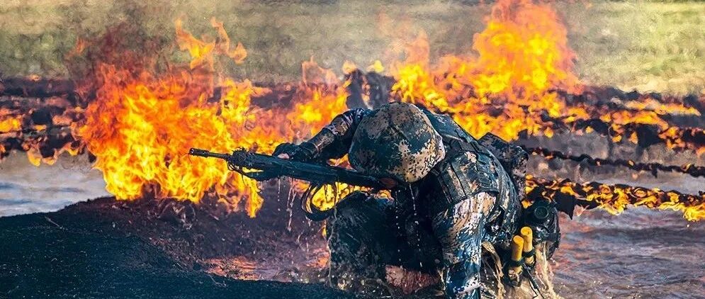 堪比大片！海军陆战队极限画面曝光