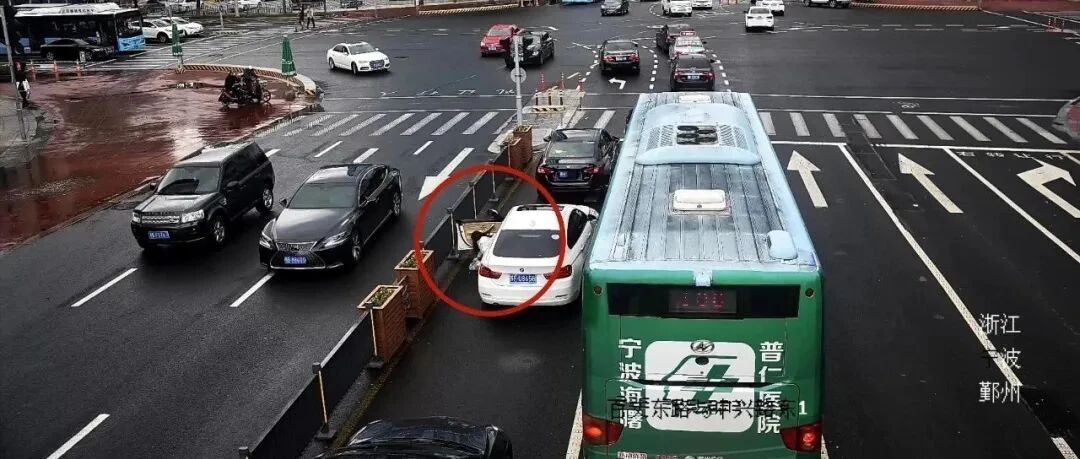 苏FU865G小姐姐，看你干的好事！