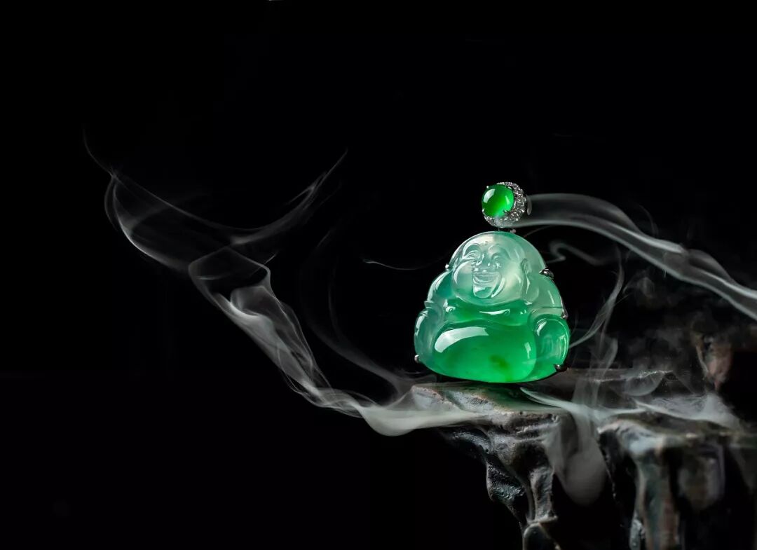 你是什么职业？适合戴什么样子的翡翠？