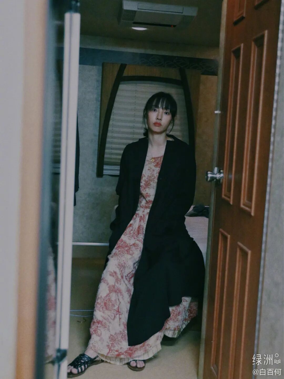 【时尚】都说她的私服是女明星里的一股清流，轻松随意感背后其实也有“套路”（组图） - 18