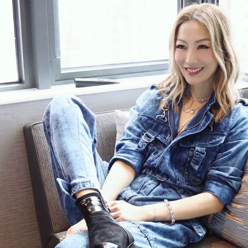 【女神】好飒的50岁！她自称“很爱搭配小姐”，女人有型比漂亮重要（组图） - 58
