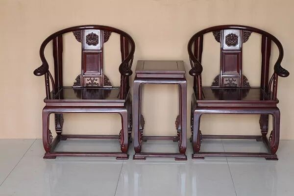 送父母一对红木椅子，才是养生正道！