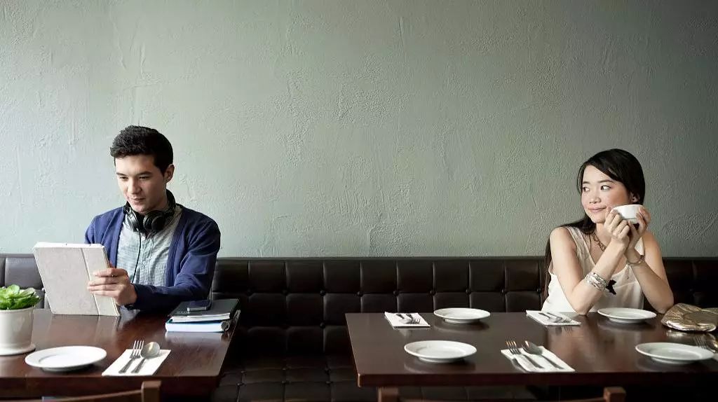 qq轻聊版和普通qq有什么不一样 年轻人社交，一个冬天的童话