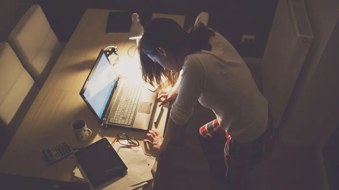 27岁交社保我好后悔-断缴社保的年轻人，都是怎么想的？#X3831