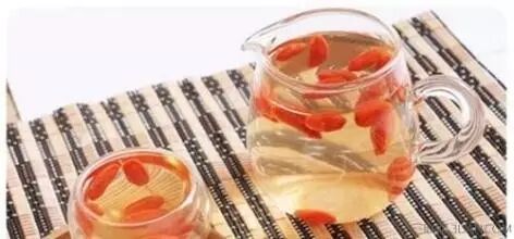 银耳搭配阿胶，简直比燕窝还滋补！ 银耳搭配阿胶 简直比燕窝还滋补！ 阿胶 银耳 第8张