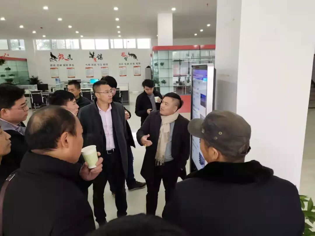 备受瞩目！他们找组织工作或徐鼎如是说组织工作还能网路上挣猎人，急忙来高度关注这款应用软件！(图22)