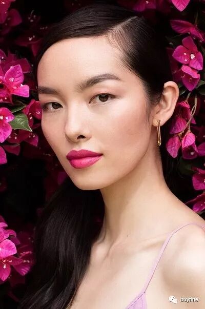 盘点国际奢侈名牌都请了哪些中国明星代言？