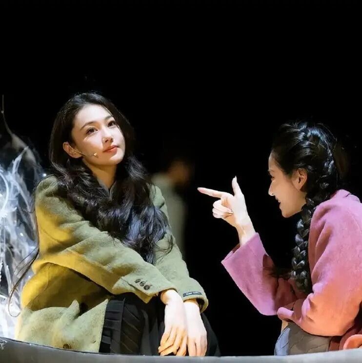 张馨予苏州演出,何捷和爸妈还有岳母大力支持,对妻子称呼好肉麻