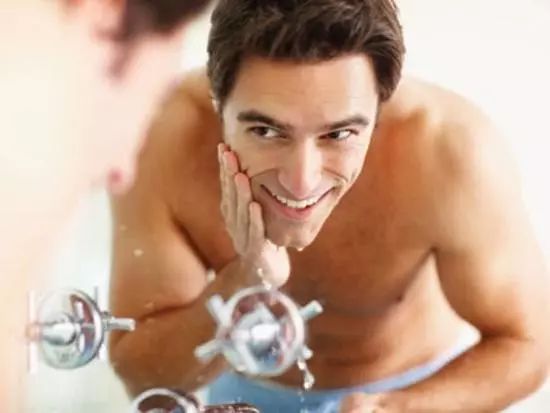 男士保养皮肤的护肤品_中年男士皮肤面部保养_牛尔保养护肤秘籍