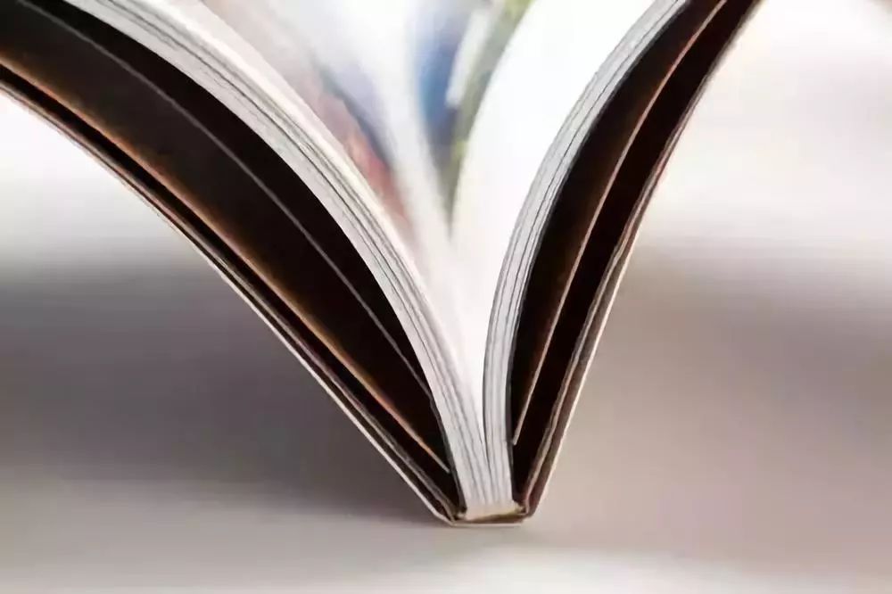 畫冊裝訂方式_自己如何裝訂畫冊_印刷畫冊裝訂