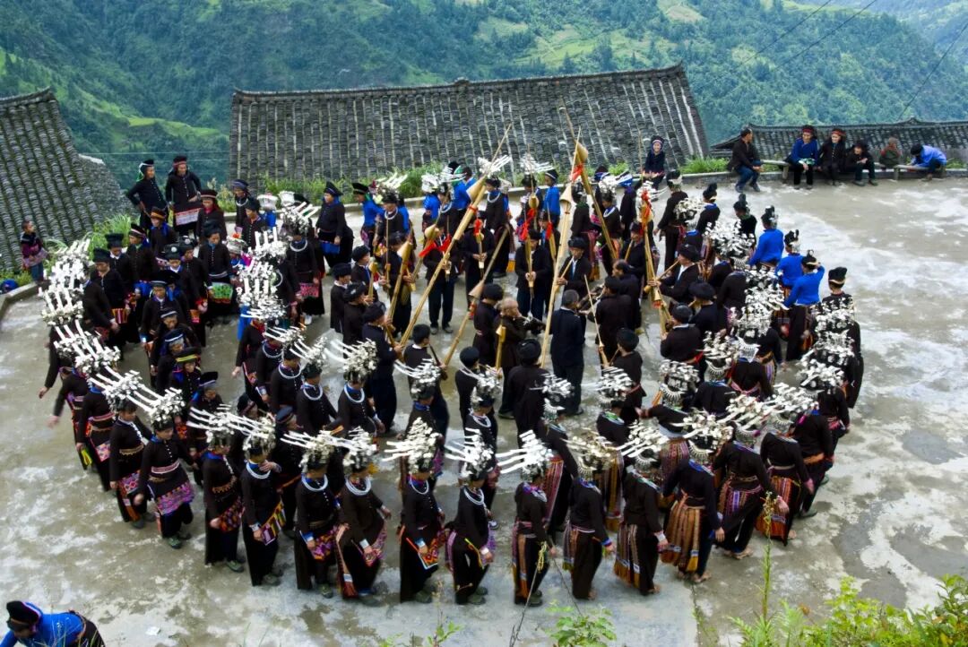 丹寨:翩跹锦鸡舞,悠悠民族情