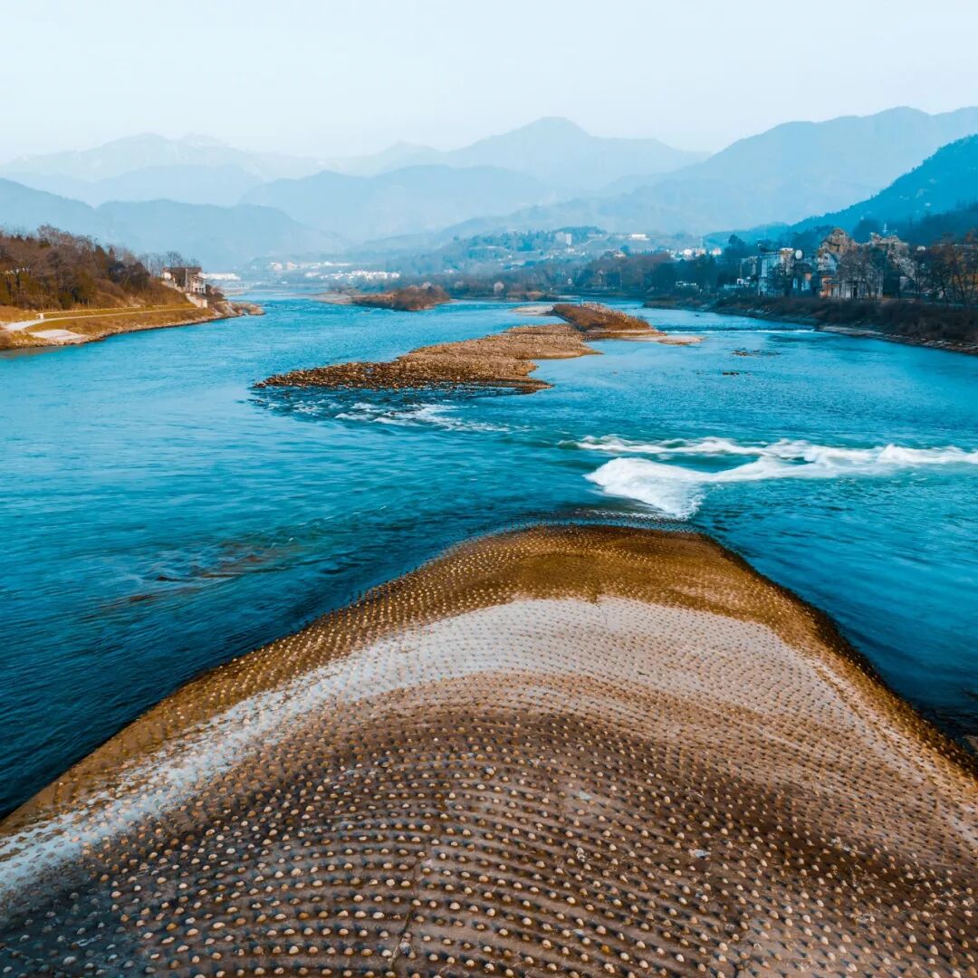 玉垒山公园_都江堰玉垒山公园_玉垒山