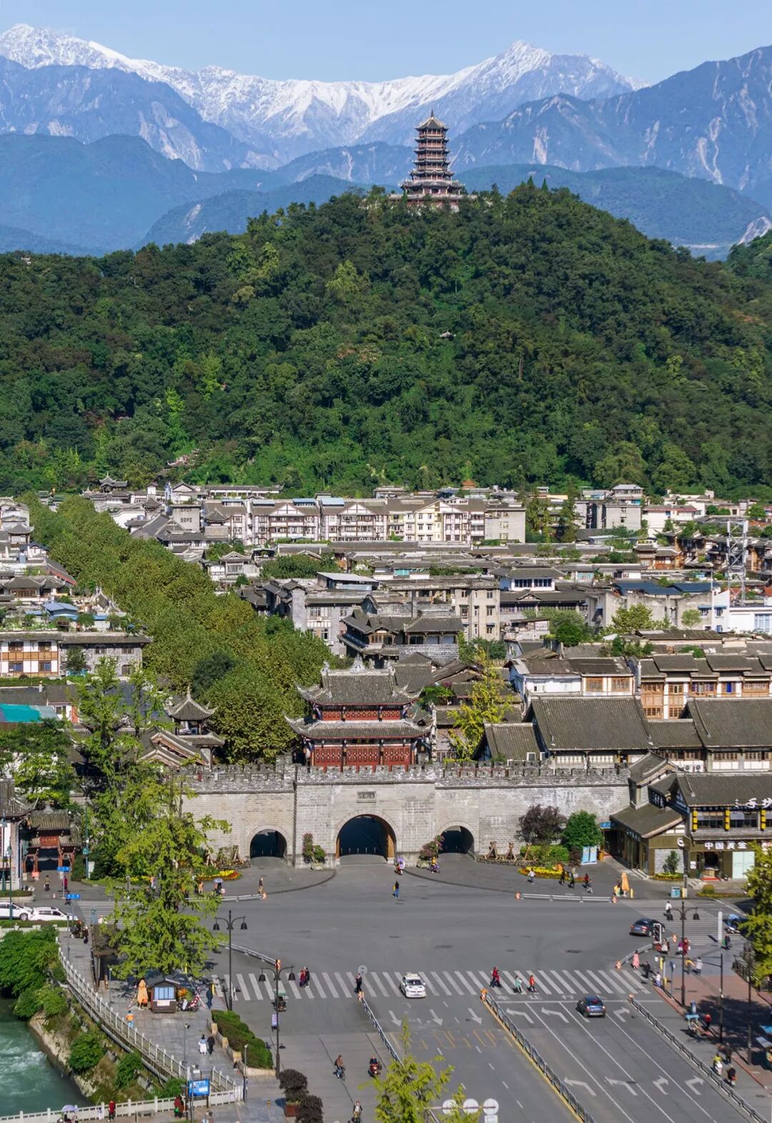 玉垒山_玉垒山公园_都江堰玉垒山公园