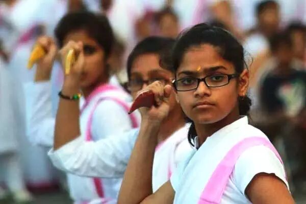 读过一句毛选的莫迪赢了，不读毛选的印共（马）输了