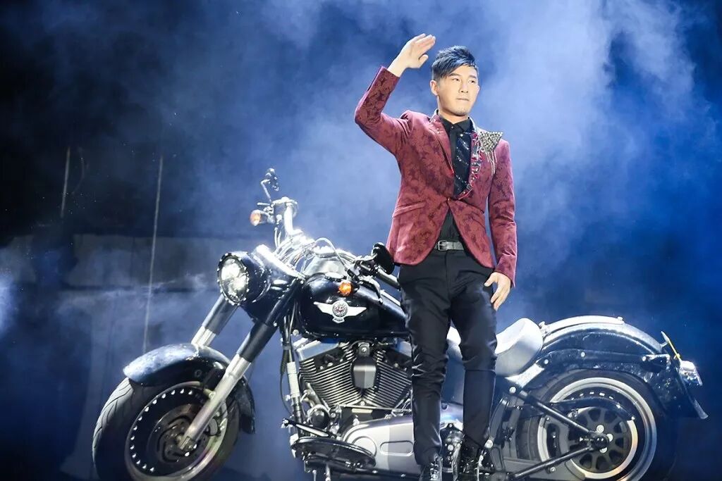 %name 悉尼唐宴剧场首演：爱吃爱热闹的你千万不能错过的美食音乐魔术盛宴！