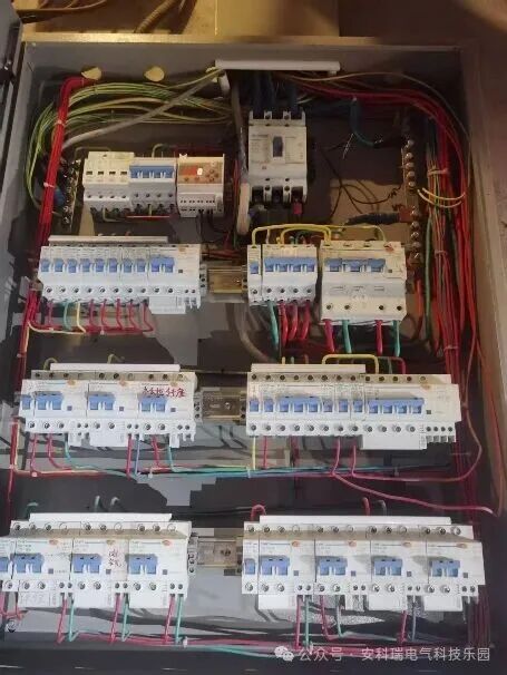 ASCB3光伏配储用智能微断