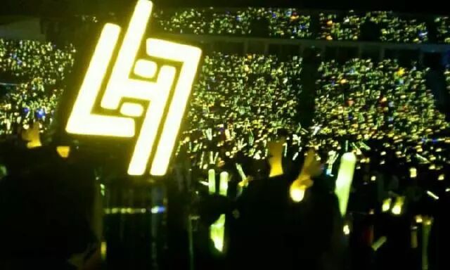 王俊凯应援色_王俊凯应援色rgb_王俊凯应援色纯色