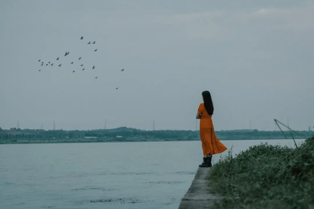 看淡人生才活的快乐是什么意思_看淡一切快乐生活散文_看淡生活才是真正的快乐