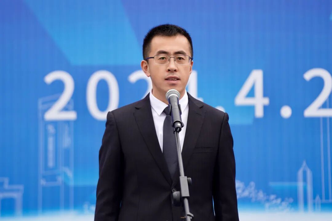市委书记于会游发出"开工令"82个项目,总投资500亿元,其中开工项目47