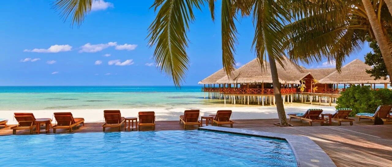 《2020-2021圣诞元旦旅游消费趋势报告》