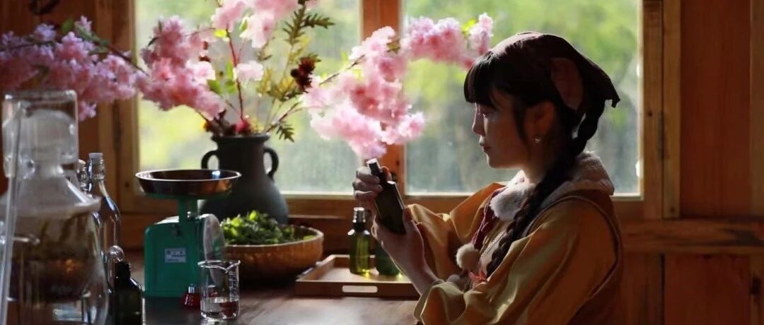 爆改界“李子柒”出现了！把农村土房变成宫崎骏梦幻小屋，动手能力让人叫绝！