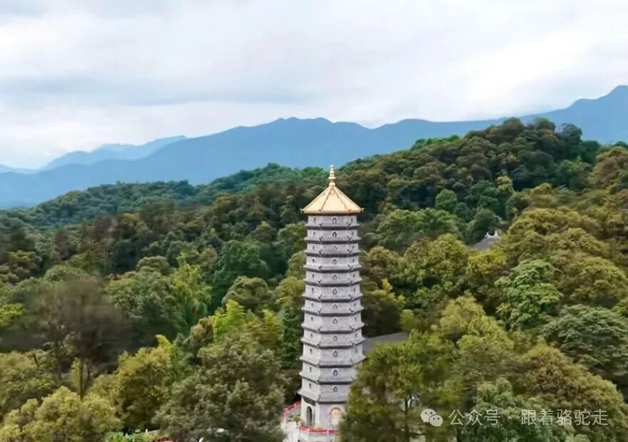 成都都江堰最低调寺庙，被誉为“小青城山”，斋饭超吸引人，被严重低估！