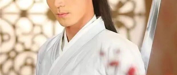 他这张脸，不拿去演戏可惜了？