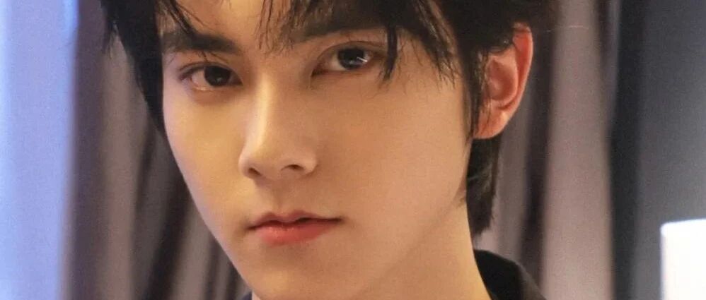 找到了！偶像剧中该出现的男主脸