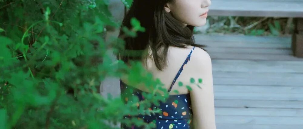 承认自己是花瓶，很难吗？