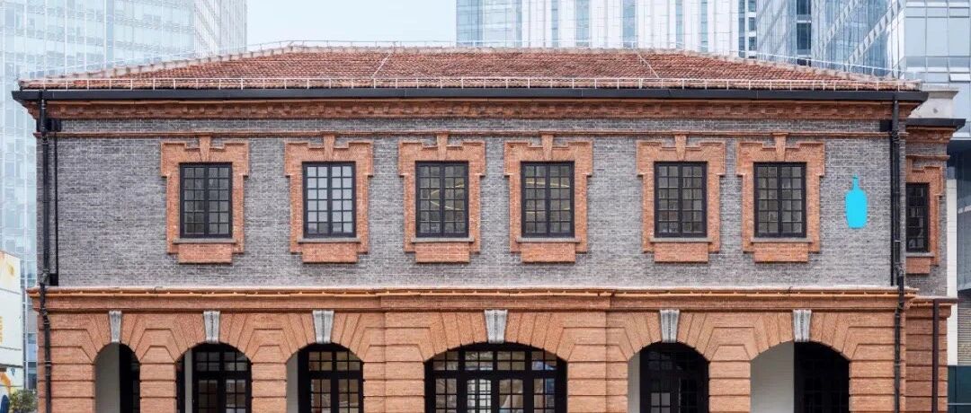 人人人！排队7小时喝蓝瓶咖啡，喜茶售价降到30元内… | 伊周报