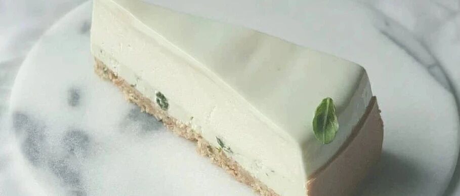 学会了百搭的"白巧克力淋面"，蛋糕又可以卖贵一点